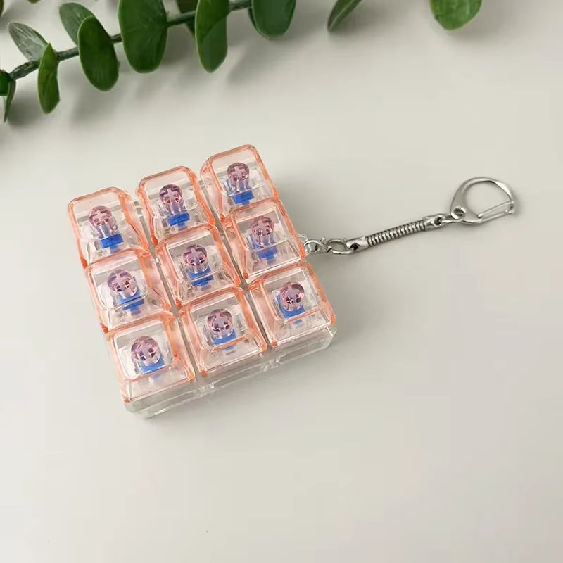 Keycap Clicker Portable Macaron Color 9-Key Keyboard Fidget Toy Finger Pinch Mini Pendant ASMR Stress Relief Keyboard Keychain